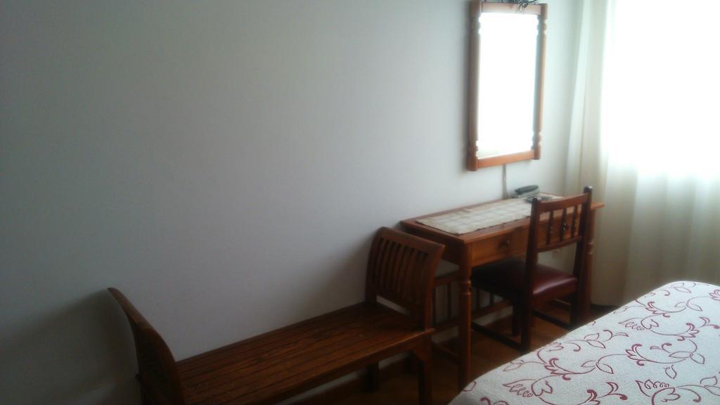Pension Vazquez Vimianzo Cameră foto